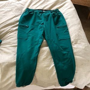 Lima 12 pocket jogger scrub pants